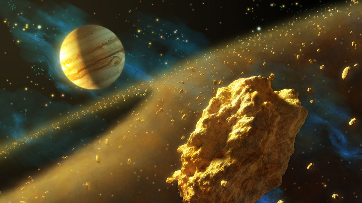 W okolicach 15 lutego 2013 r. asteroida 2012 DA14 "otrze się" o naszą planetę, przelatując w odległości ok. 27 tys. km - czyli w 0.07 dystansu między Ziemią a Księżycem. Choć podobno nie ma ryzyka, że obiekt uderzy w naszą planetę, wielu komentatorów podkreśla od lat, że pora przestać wierzyć w iluzję "cichych niebios". Agencja NASA podaje listę potencjalnie niebezpiecznych dla Ziemi komet, planetoid i meteoroid, która liczy kilkadziesiąt pozycji.