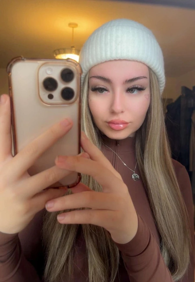 Kejli pre nego što se razbolela