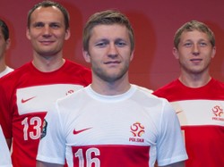 Bez orła na koszulkach piłkarze zagrają dwa lata