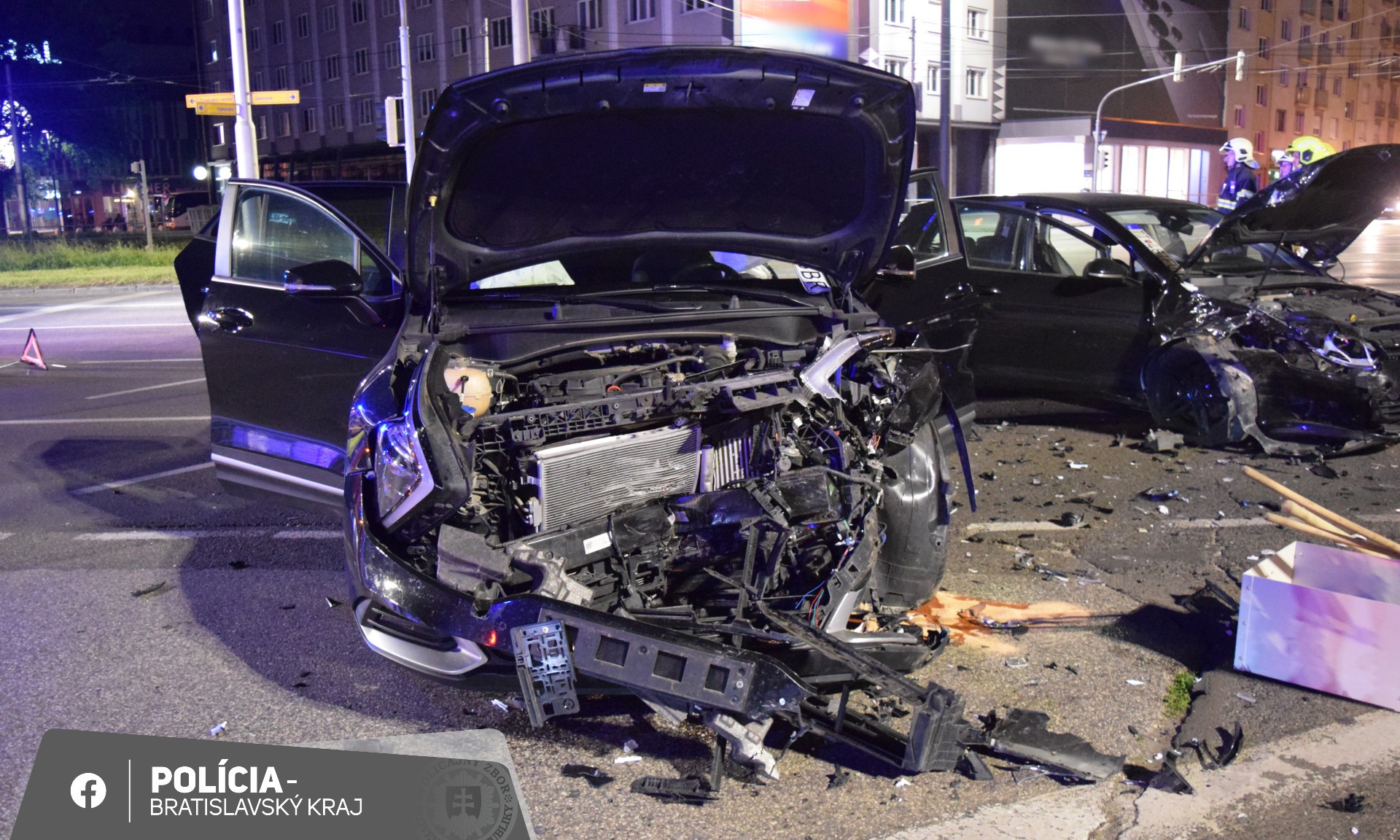 Polícia hľadá svedkov autonehody v Bratislave. 