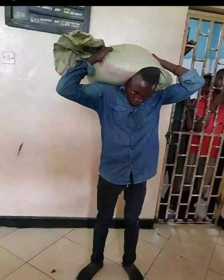 Thief runs to police station for help as stolen bag of maize refuses to  leave his head at Binduri | Pulse Ghana