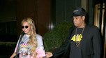 Beyonce w krótkiej spódniczce na spacerze z mężem