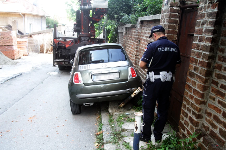 Oštećen automobil Zorane Vučković