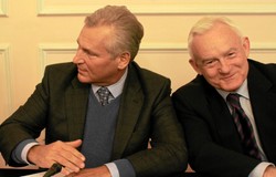 Miller pogodzi się z Kwaśniewskim? Tuzy lewicy przy jednym stole