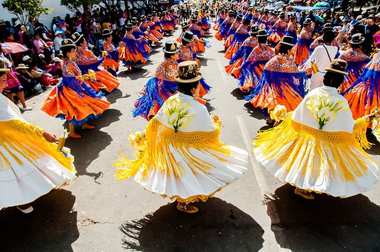 Fiesta w Boliwii; fot. T. Bogusz / Pirania na kolację