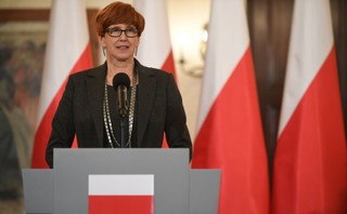 Rafalska: Spadła liczba wniosków o 500 plus. Lepsza sytuacja na rynku pracy