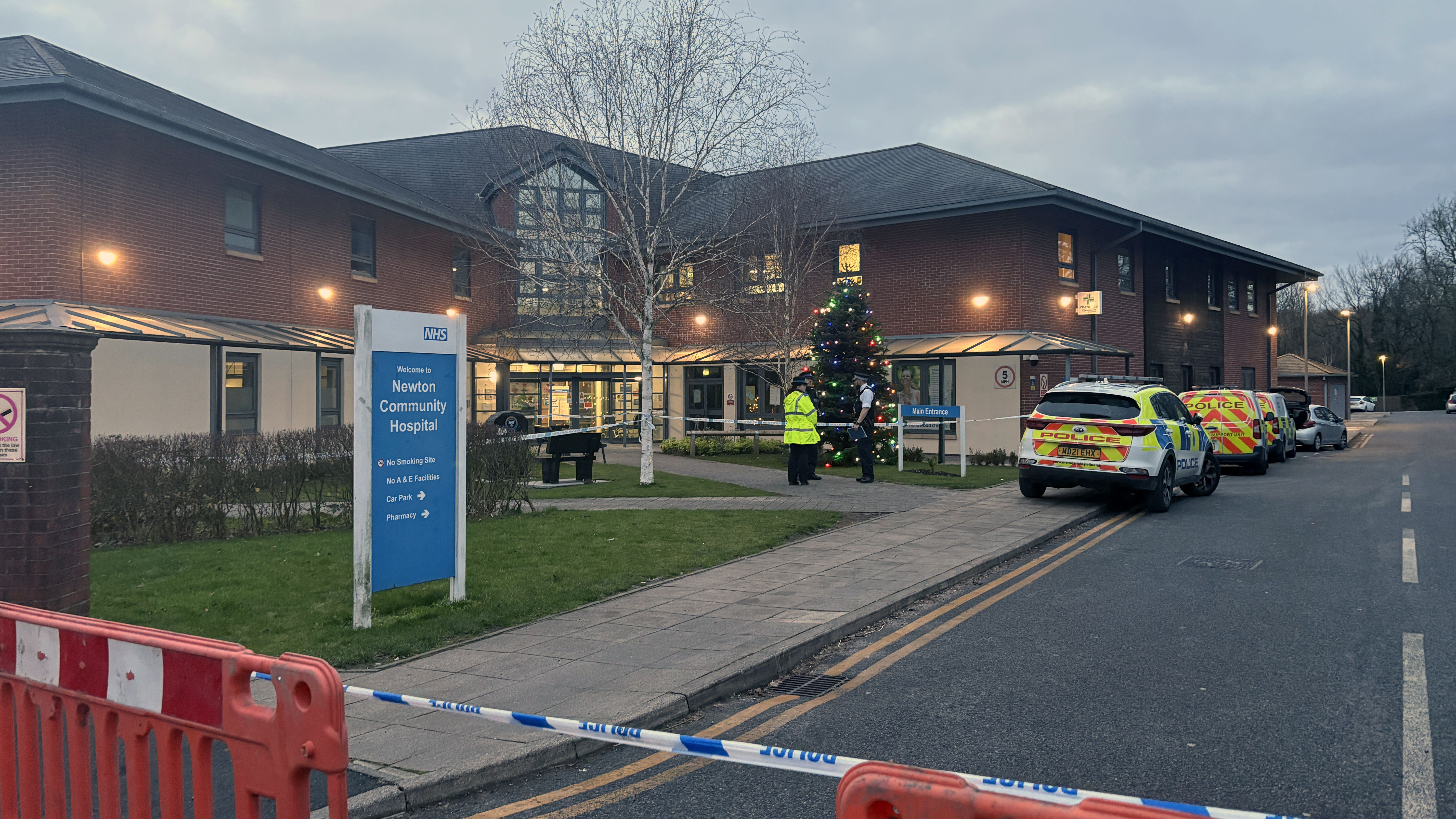 Hospital attack: Up to six hurt in metal bar assault after appointment denial