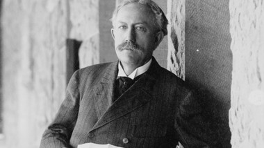 ceniony naukowiec czy jednak potwór? [książka]