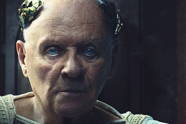 Anthony Hopkins w serialu "Those About to Die"
