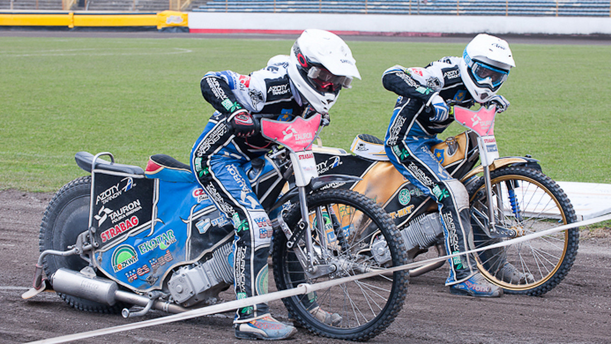 Na tydzień przed rozpoczęciem nowego sezonu Speedway Ekstraligi PGE Marma Rzeszów po wyrównanym spotkaniu pokonała na własnym torze Tauron Azoty Tarnów 48:42. Z zaplanowanego na weekend dwumeczu pomiędzy drużynami odbył się tylko jeden pojedynek w Rzeszowie, gdyż aura nie pozwoliła przeprowadzić sobotniej rywalizacji na tarnowskim torze.