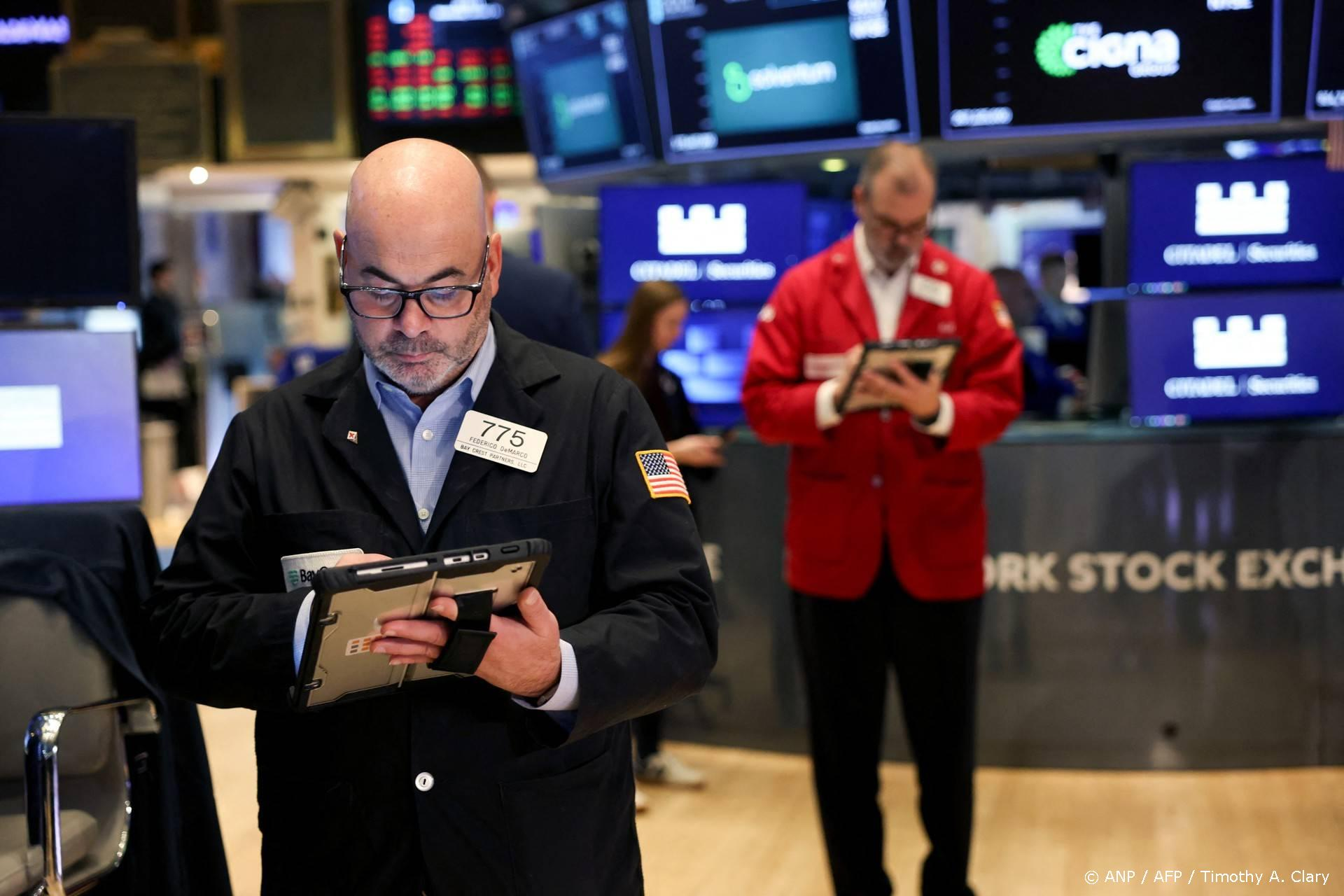 Wall Street stijgt, het goud doorbreekt 5.000 dollar terwijl Trump druk op Fed opvoert