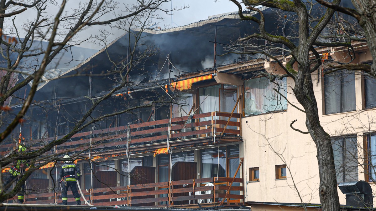 Váratlan bejelentést tett a pusztító tűz után a Hotel Silvanius vezetője