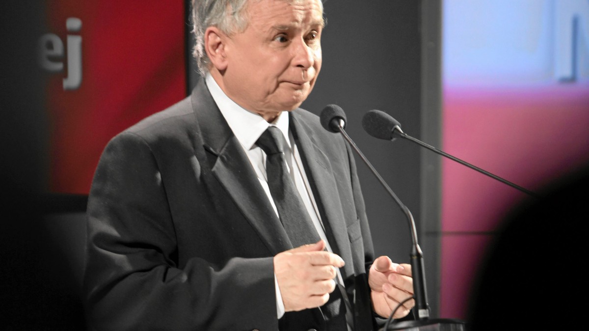 - Małysz nie do końca jest zorientowany w całej sytuacji. Pan prezes (Jarosław Kaczyński - red.) jest bardzo otwarty. Prezes chętnie by z panem Małyszem porozmawiał - poinformowała wiceprezes PiS, Beata Szydło.