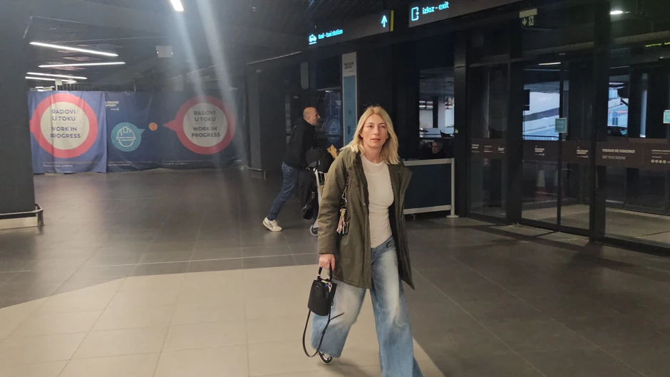 Ana Stanić prvi put sa novim dečkom