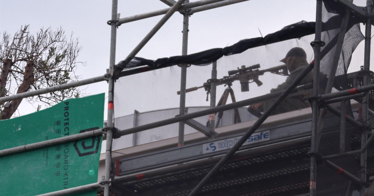 Policyjni snajperzy na miejscu zamachu w Sydney. Służby boją się powtórki?