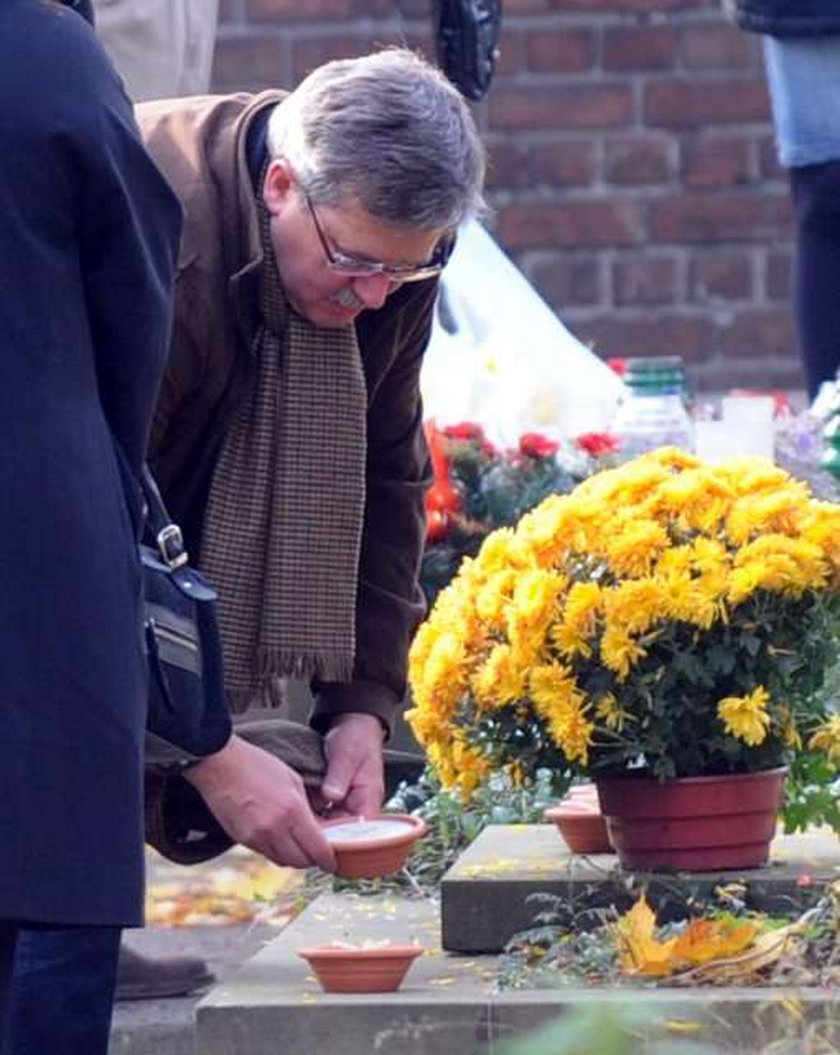 Bronisław Komorowski, żona, dzieci, groby, św zmarłych