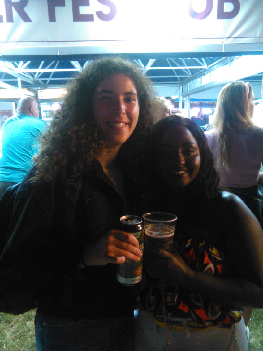 Marta i Pjuriti putuju po svetu u potrazi za novim muzičkim festivalima