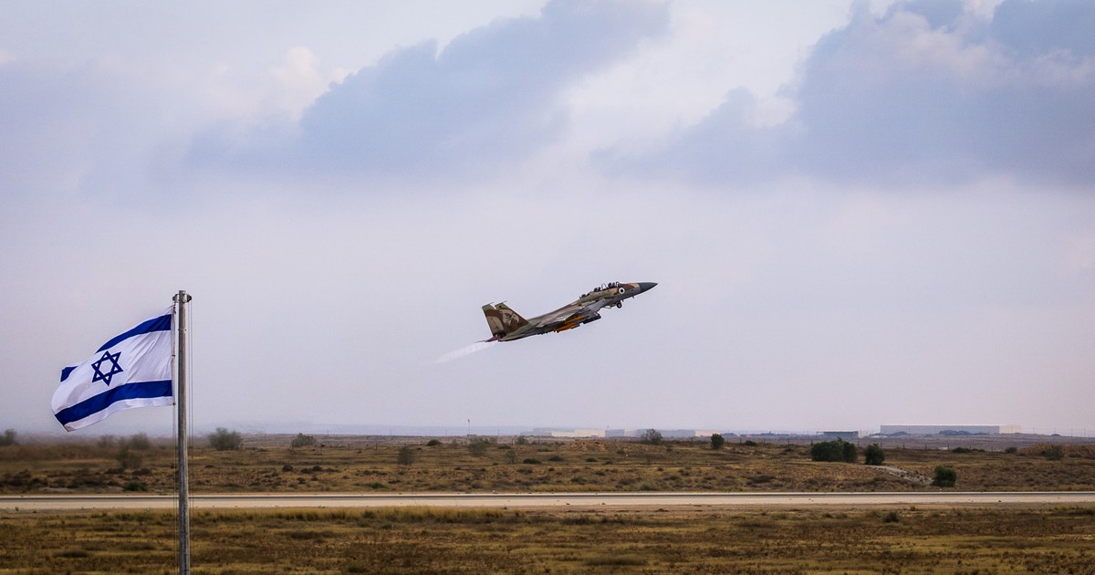 Atak Izraela na Iran. Kraje Bliskiego Wschodu podjęły ważną decyzję