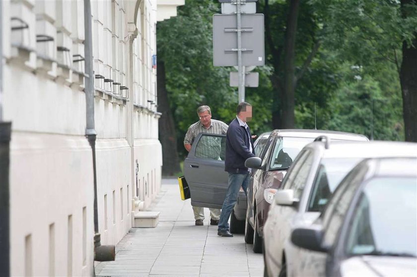 Dłuuuuga droga Komorowskiego na przysięgę. FOTO!