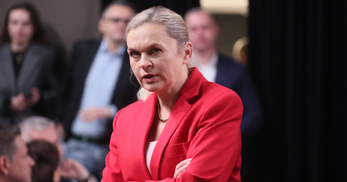 Walczyli ramię w ramię z uczniami w czasach PiS. Dziś nauczyciele nie chcą reformy Nowackiej i liczą na weto Karola Nawrockiego