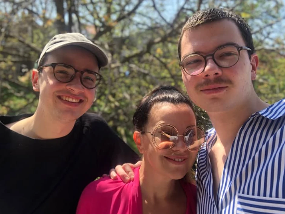 Dragana Katić sa sinovima 