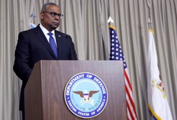 Przedstawiciele Pentagonu w Ramstein: Nie ma decyzji o przekazaniu Ukrainie Abramsów i Leopardów