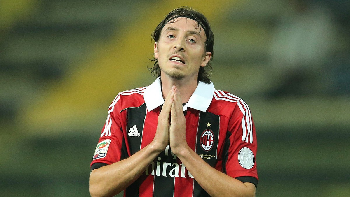 Przed spotkaniem z FC Barcelona pomocnik AC Milan Riccardo Montolivo podkreślił, że jego drużynę czeka niezwykle trudne zadanie. - Oni mają najlepszych piłkarzy na świecie - ocenił Włoch.