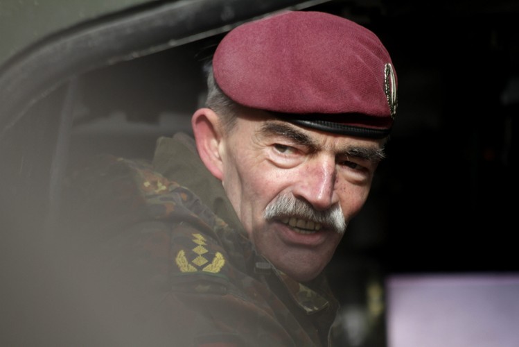 Amerykański konwój DRAGOON RIDE jedzie przez Polskę