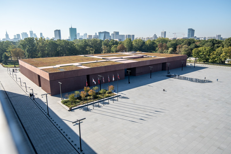 Widok na Warszawę z tarasu na dachu Muzeum Historii Polski