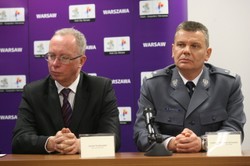 Agent Tomek donosi na wiceszefa policji. Ten skarży się śledczym