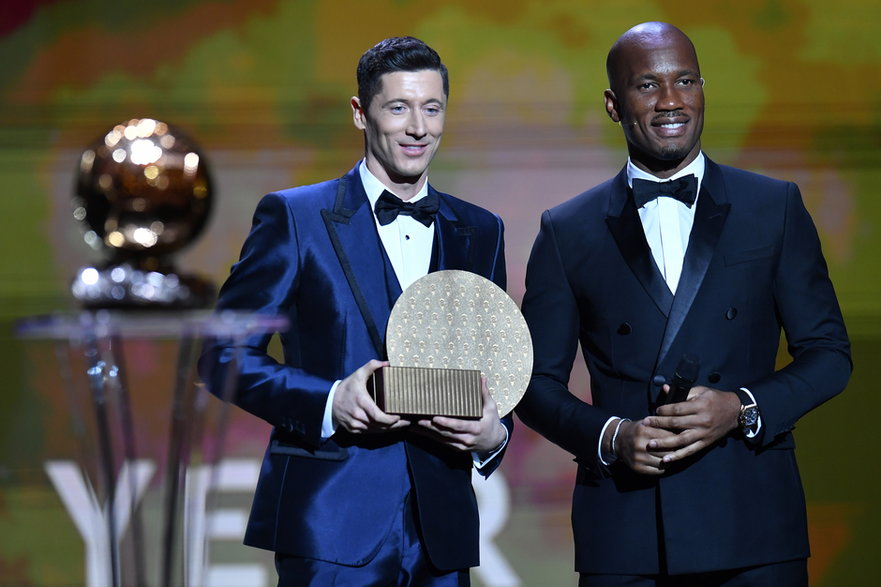 Robert Lewandowski i Didier Drogba (Gala Złotej Piłki 2021)