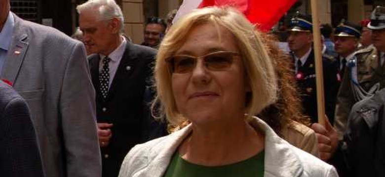 Barbara Nowak w Dniu Ojca pisze o "zamienniku" rodzin. "Szkodzą"