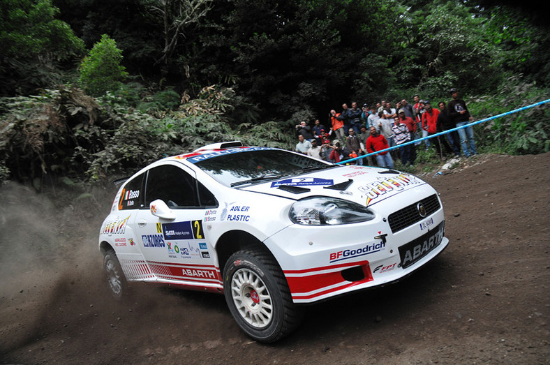 IRC – SATA Rally Acores: Kris Meeke i Peugeot 207 S2000 (fotogaleria)