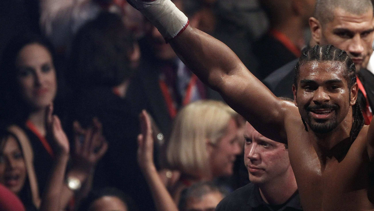 Mistrz świata federacji WBA w wadze ciężkiej David Haye przewiduje, że jego unifikacyjny pojedynek z posiadaczem tytułów IBF, IBO i WBO Władymirem Kliczką będzie widowiskowym, ale dość krótkim starciem. Chociaż 35-letni Ukrainiec nie leżał na deskach od siedmiu lat, Hayemaker przypomina, że w całej zawodowej karierze jego rywal na macie ringu znajdował się aż 11 razy. Brytyjczyk zapowiada, że 25 czerwca lub 2 lipca kibice powinni być gotowi na oglądanie kolejnych upadków Kliczki.