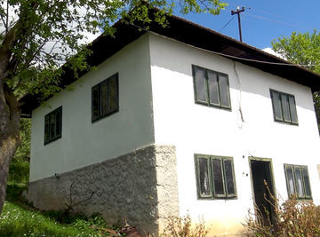 Ovo je porodična kuća Halida Bešlića: Pevač poseduje još jednu nekretninu u mestu Vrapci 
