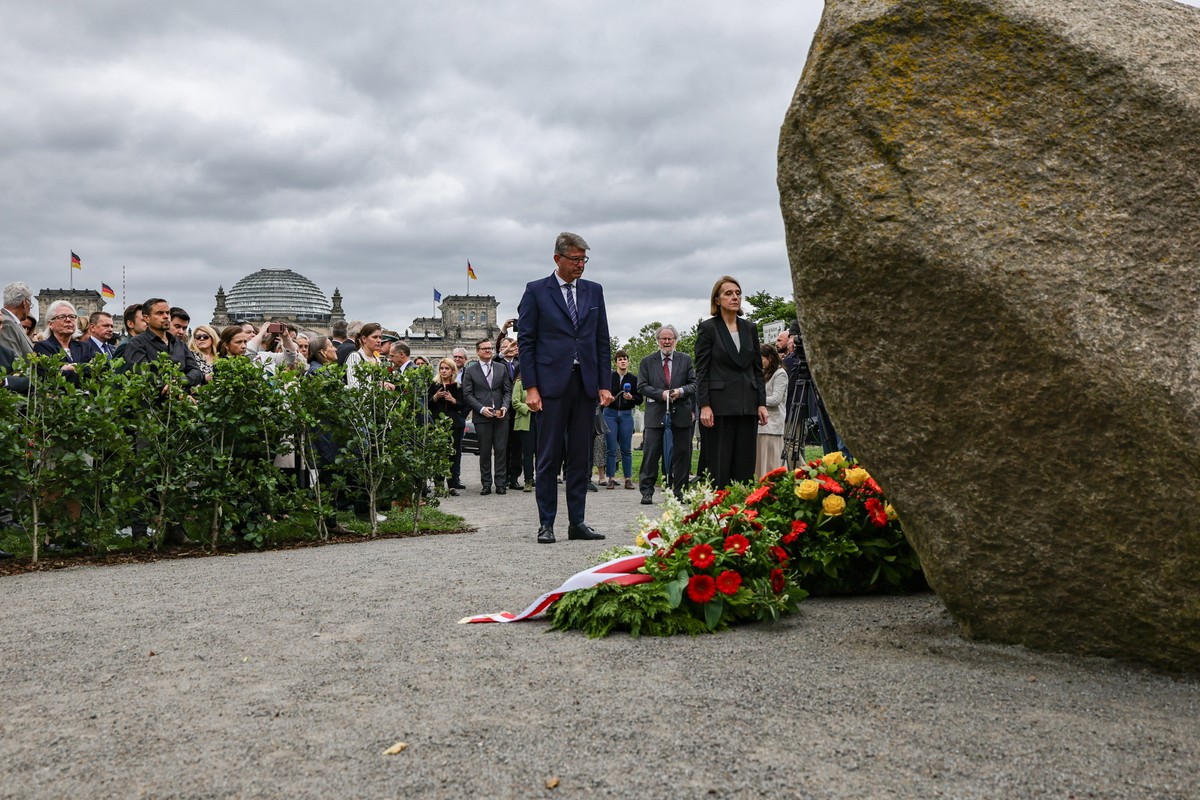 Odsłonięto w poniedziałek Miejsce Pamięci dla Polski 1939-1945