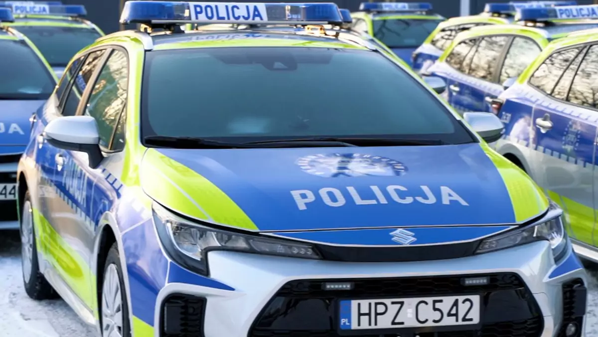 Warszawska policja otrzymała 35 radiowozów 