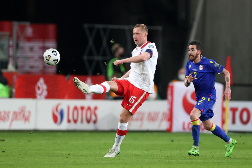 Jan Bednarek (25 l.) i Kamil Glik (33 l.) powinni zagrać z Anglią od początku