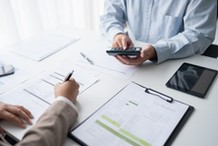 Ukryte koszty prowadzenia firmy w 2026 r. – czego przedsiębiorcy nadal nie wkalkulowują w podatki?