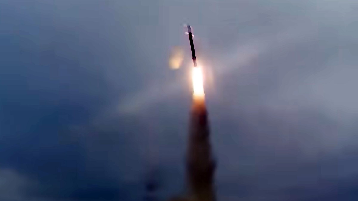 raketa Orešnik pokrivalica