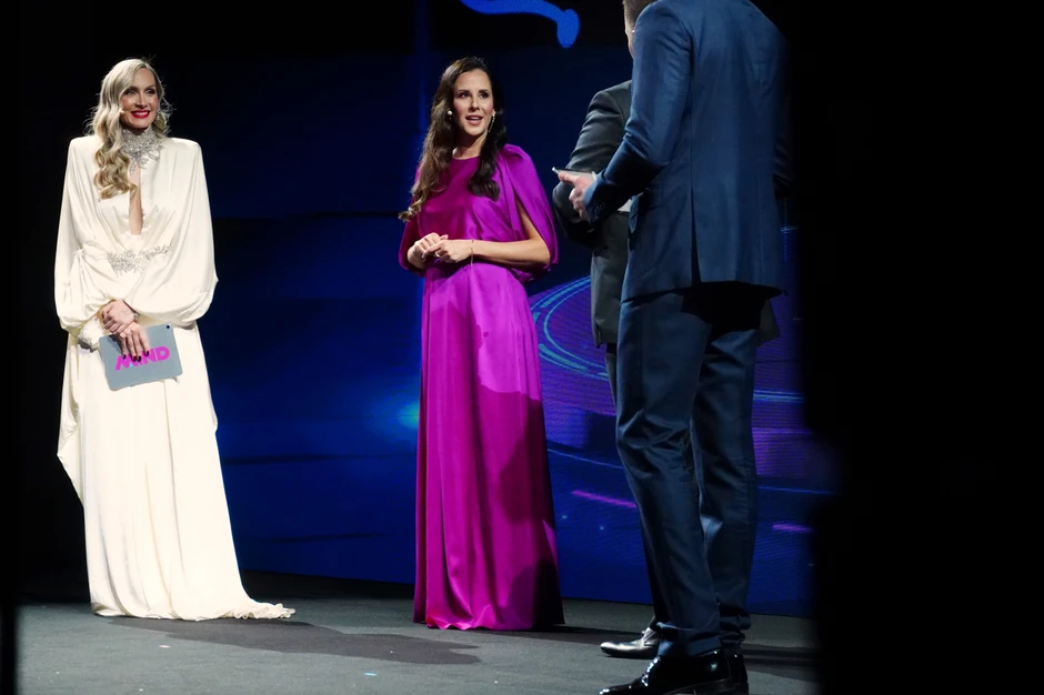 Za tu tešku borbu i za lekara i pacijenta neophodni su određeni lekovi i instrumenti, rekla je Tamara Vučić 