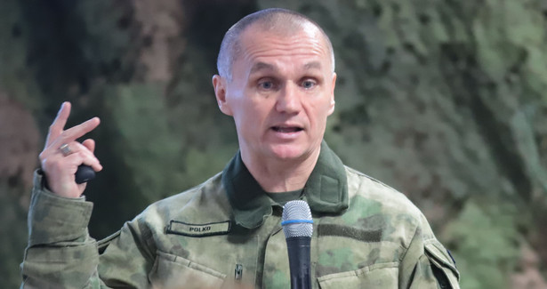 Gen. Roman Polko: "Chciałbym uspokoić wszystkich, bo to są czarne scenariusze, ale armia zawsze musi być przygotowana na najgorsze".