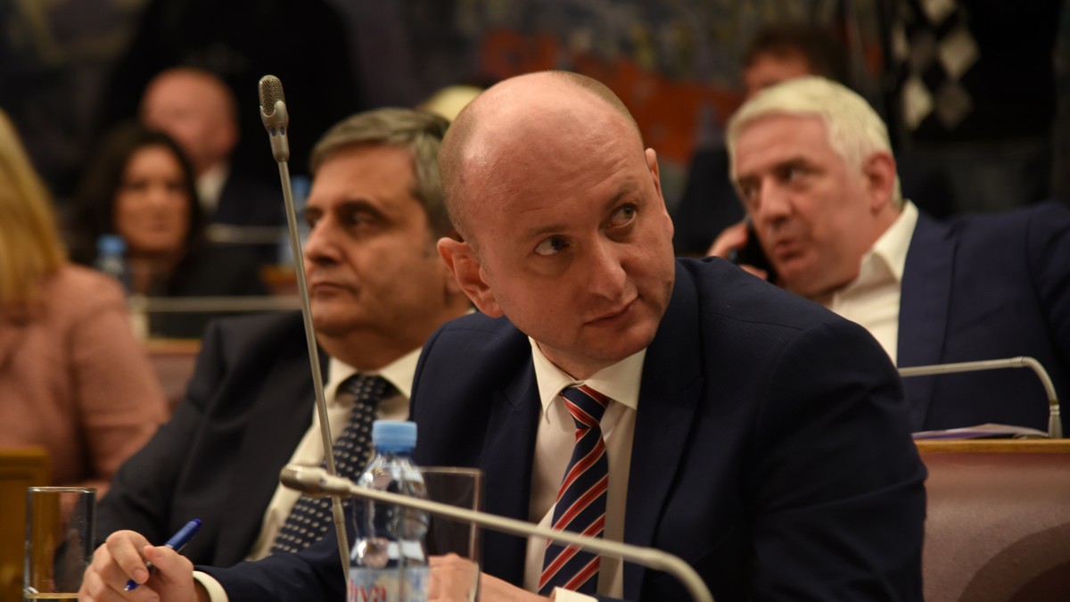 Milan Knežević
