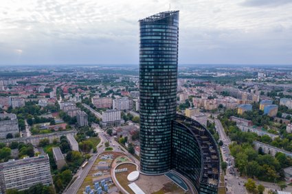 Sky Tower sprzedany. Najwyższy budynek we Wrocławiu zmienia właściciela