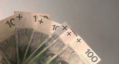 ZUS robi spore przelewy. 1,5 tys. Polaków już ma pieniądze na koncie. Chodzi o specjalne świadczenie