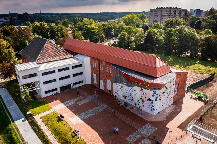 Otwarto unikatowe centrum sportów siłowych i wspinaczkowych w Bytomiu