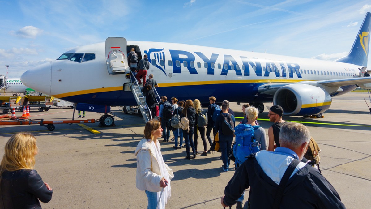 Ryanair odwołał sześć lotów z Polski, w tym z lotnisk w Warszawie-Modlinie, Krakowie i Gdańsku oraz sześć lotów do tych miast, które miały odbyć się w piątek 10 sierpnia. Tego dnia planowany jest strajk pilotów irlandzkich linii lotniczych.