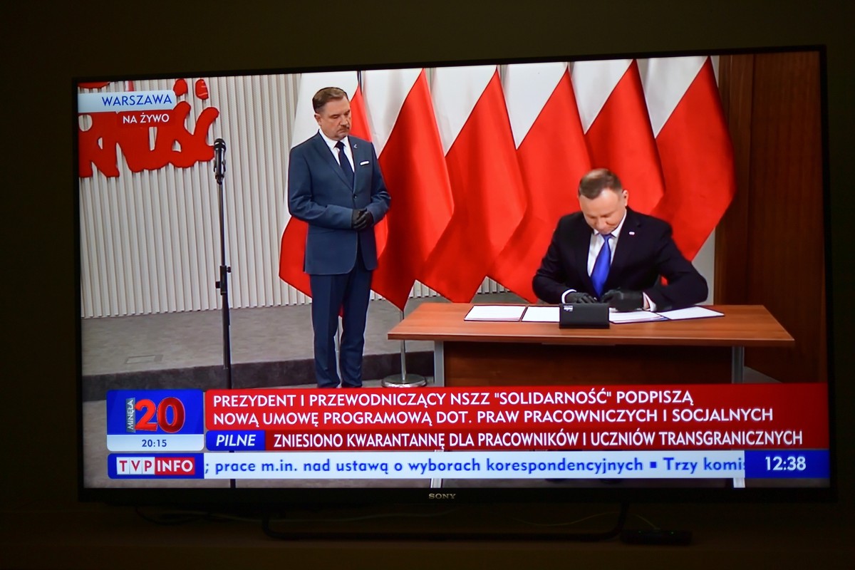 Solidarność poparła Dudę. W nowej umowie programowej m.in. emerytury stażowe