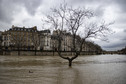 Powódź w Paryżu i ulewne deszcze w całej Francji