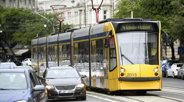 Szerdától változik a nagykörúti villamospótlás rendje  / Fotó: MTI-Bruzák Noémi